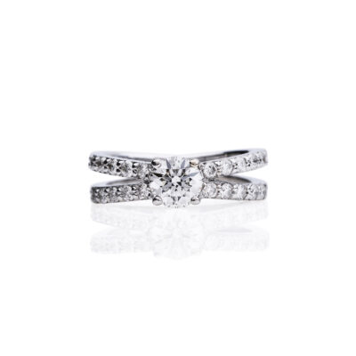 Solitaire with side stones Front